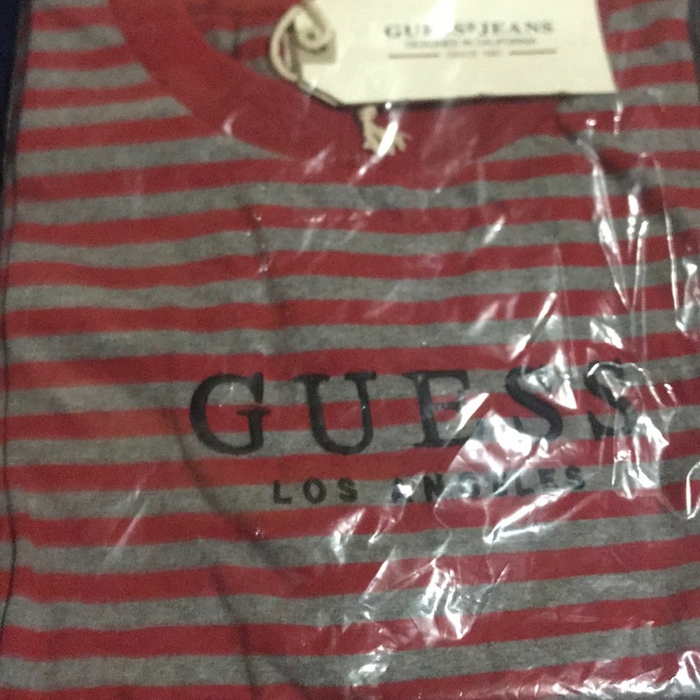 GUESS STRIPE T SHIRT SIZE M BRAND NEW W TAGS RARE